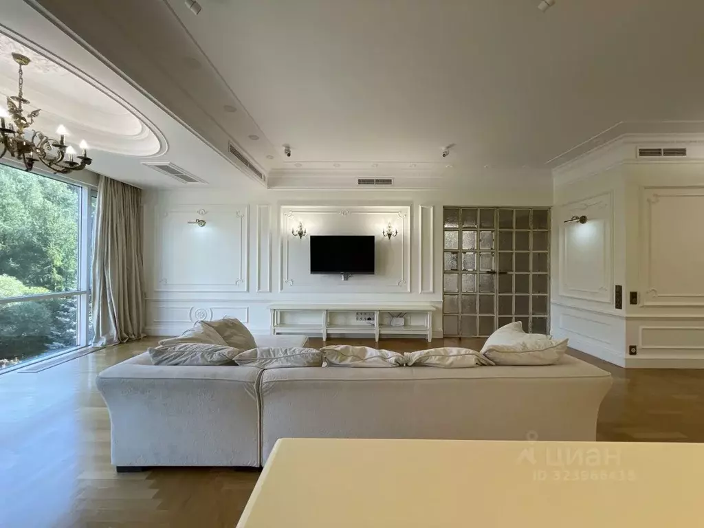 3-к кв. Москва Нежинская ул., 1к4 (144.8 м) - Фото 1