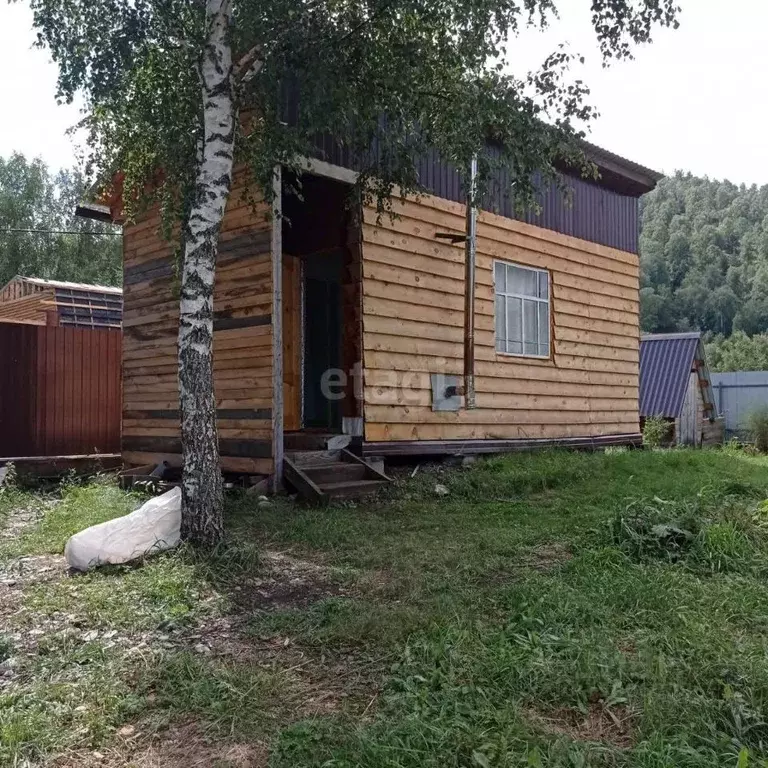 Дом в Алтай, Чемальский район, с. Чемал ул. Благодатная (15 м) - Фото 0