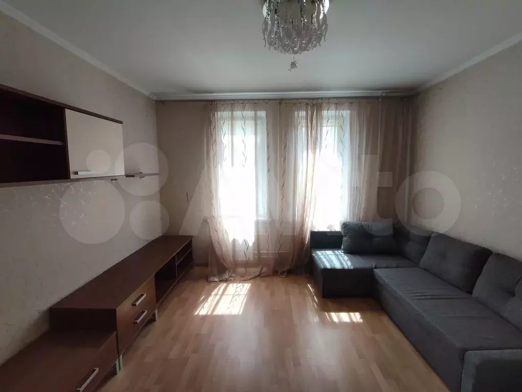 1-к. квартира, 40 м, 2/17 эт. - Фото 1