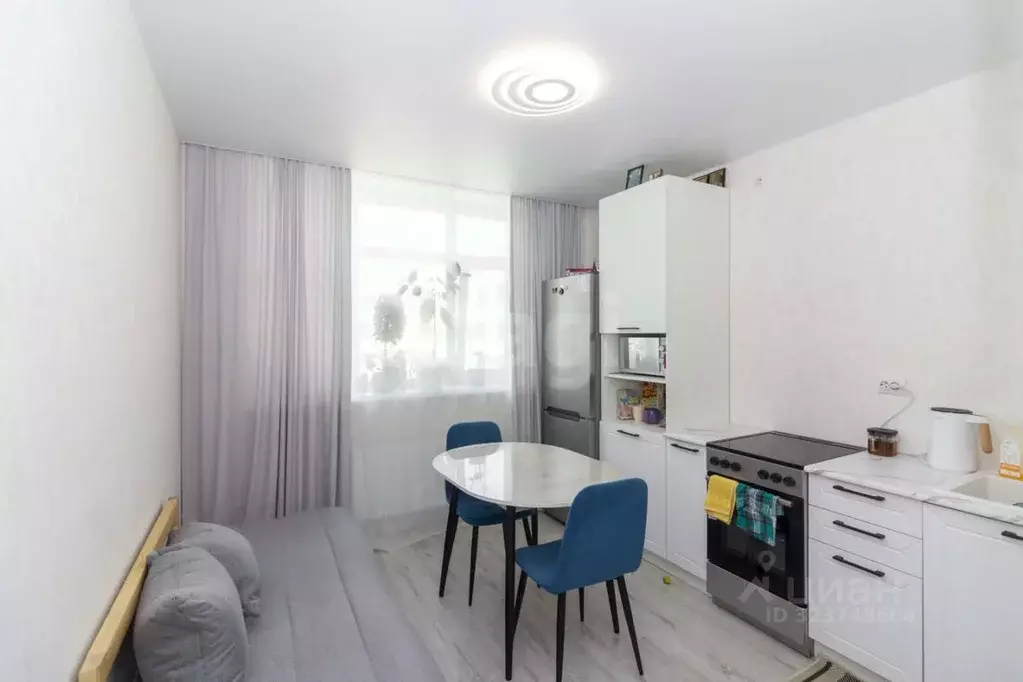 1-к кв. Тюменская область, Тюмень ул. Первооткрывателей, 10 (32.1 м) - Фото 1