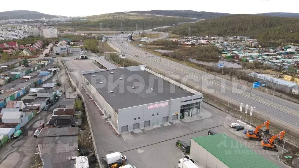 Помещение свободного назначения в Мурманская область, Кола проезд ... - Фото 1