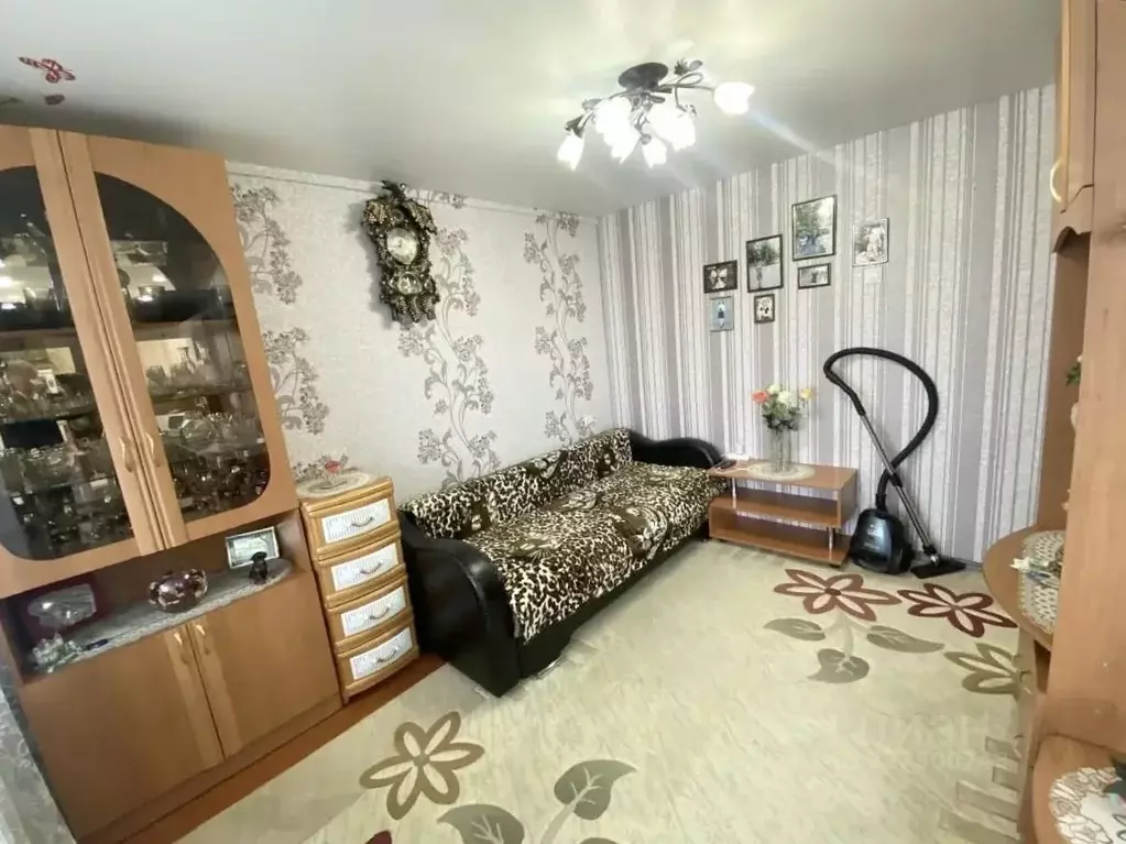 2-к кв. Омская область, Омск Входной мкр, 26 (43.8 м) - Фото 1