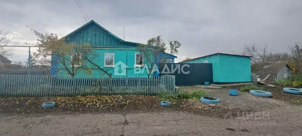 Дом в Белгородская область, Корочанский район, Соколовское с/пос, с. ... - Фото 1