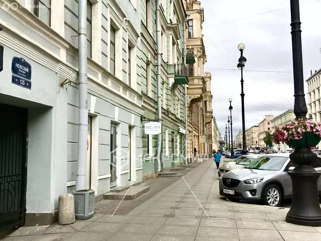 1-комнатная квартира: Санкт-Петербург, Невский проспект, 125 (38 м) - Фото 1