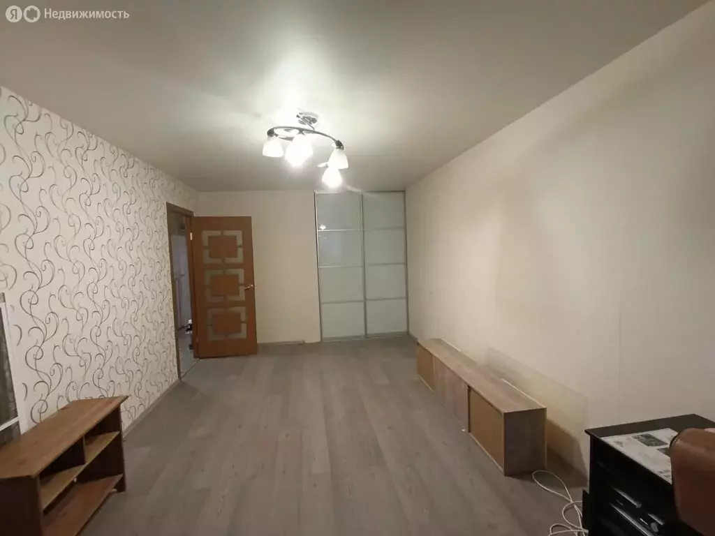 3-комнатная квартира: Нижний Новгород, улица Культуры, 16 (71.5 м) - Фото 0