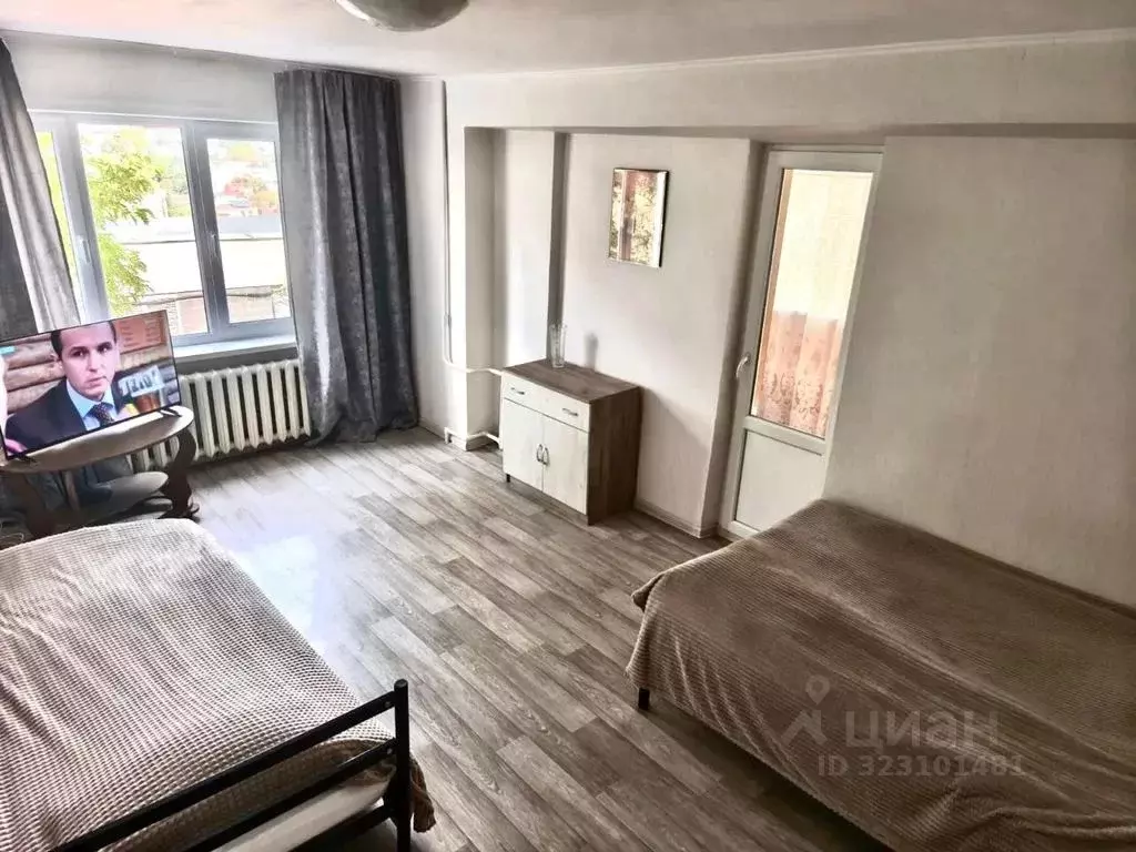 2-к кв. Крым, Алушта ул. Октябрьская, 28 (52.0 м) - Фото 1