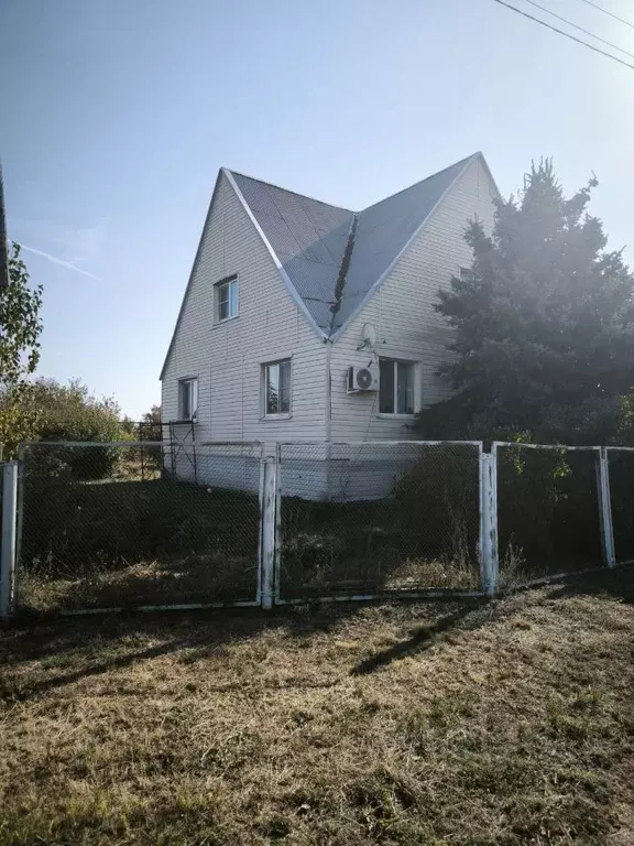 Дом в Волгоградская область, Иловлинский район, Качалинское с/пос, ... - Фото 1