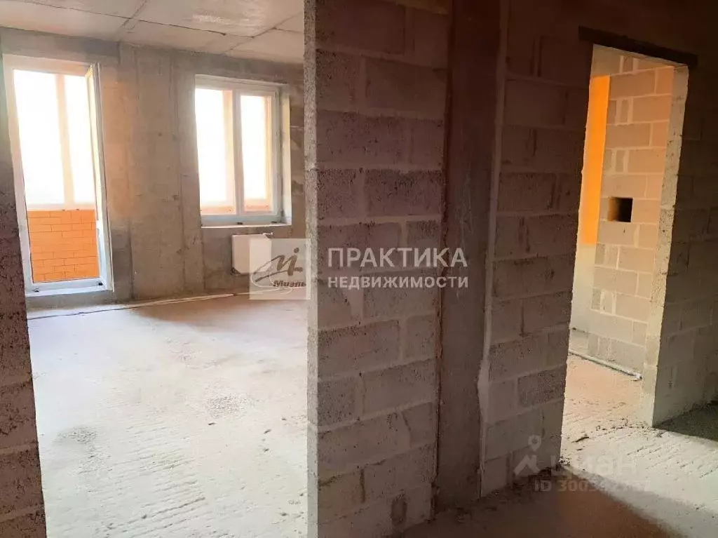 Продается 3-комнатная квартира - Фото 2