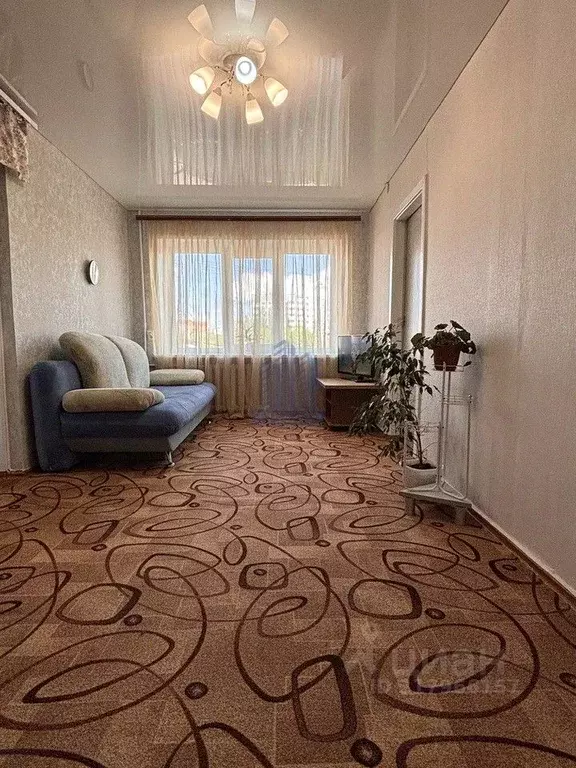 2-к кв. Чувашия, Чебоксары Привокзальная ул., 12 (41.5 м) - Фото 0