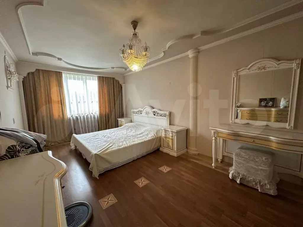 Дом 240 м на участке 4 сот. - Фото 1