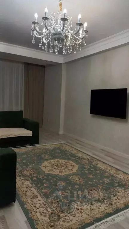 2-к кв. Дагестан, Избербаш ул. Азизова, 4 (80.0 м) - Фото 0