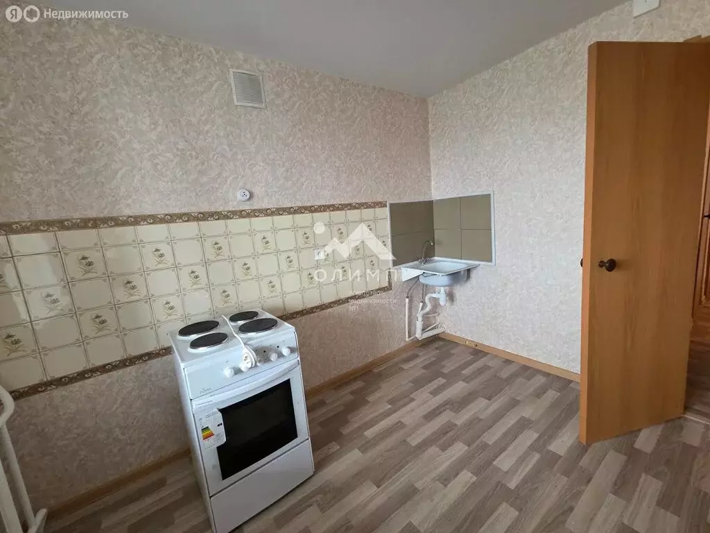 3-комнатная квартира: Харовск, улица Куйбышева, 15 (58.3 м) - Фото 2