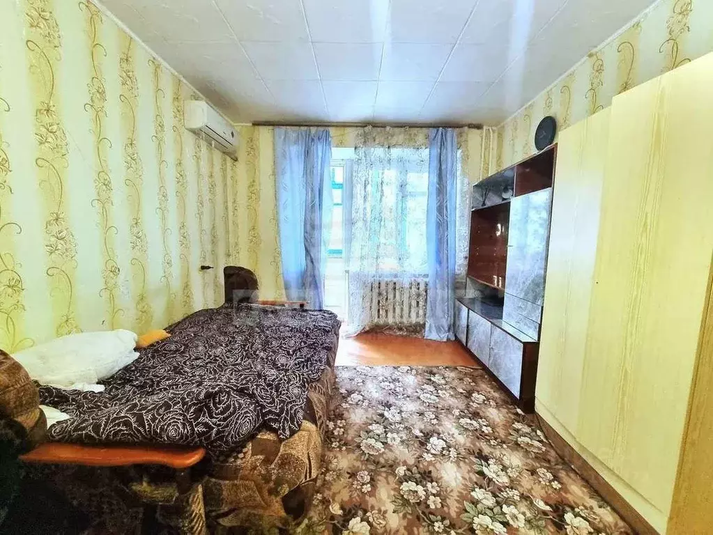 2-к кв. Волгоградская область, Волгоград ул. Кирова, 127А (44.3 м) - Фото 0