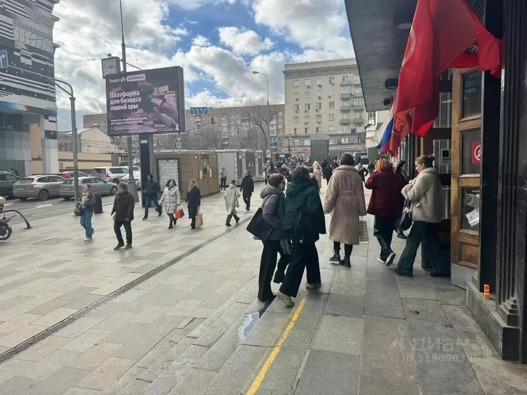Торговая площадь в Москва ул. Земляной Вал, 27С2 (10 м) - Фото 0