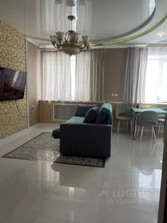 3-к кв. Саха (Якутия), Якутск Ильменская ул., 63 (69.1 м) - Фото 0