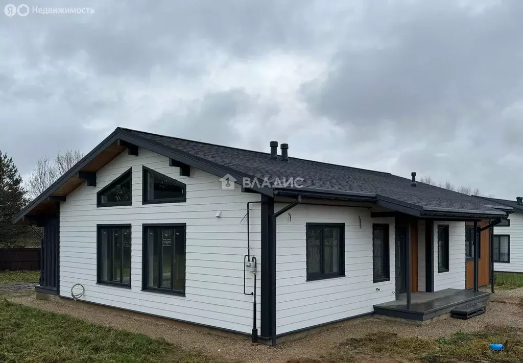 Дом в Калужская область, сельское поселение Совхоз Боровский, деревня ... - Фото 1