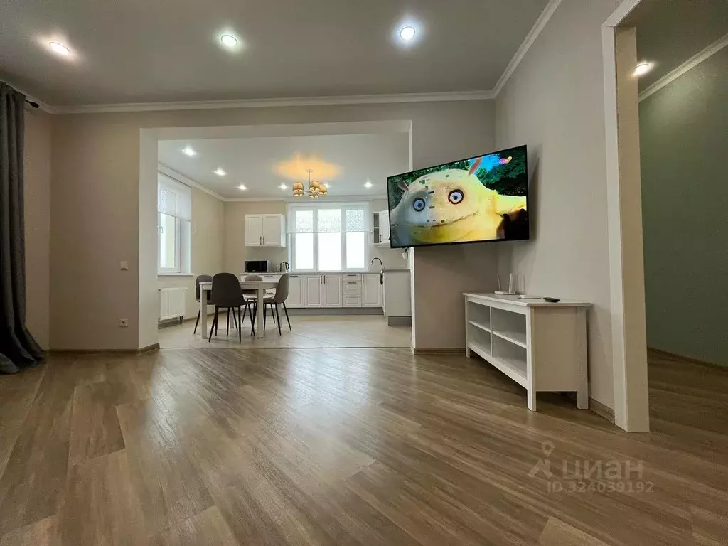 3-к кв. Татарстан, Казань Комсомольская ул., 1 (80.0 м) - Фото 1