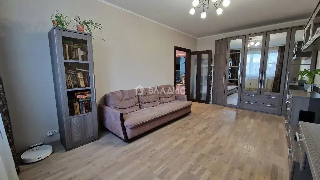 Продается 2-комнатная квартира - Фото 1
