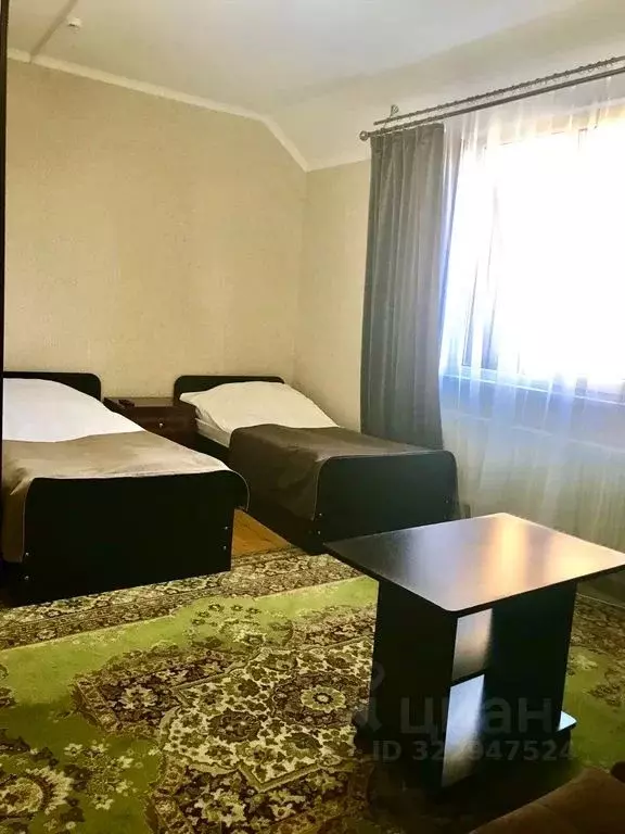 Комната Кабардино-Балкария, Эльбрусский район, с. Терскол ул. Азау, 4 - Фото 1