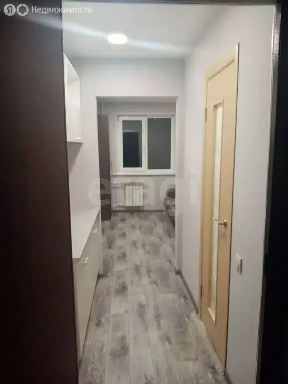 Квартира-студия: Барнаул, улица Георгия Исакова, 142 (15 м) - Фото 1