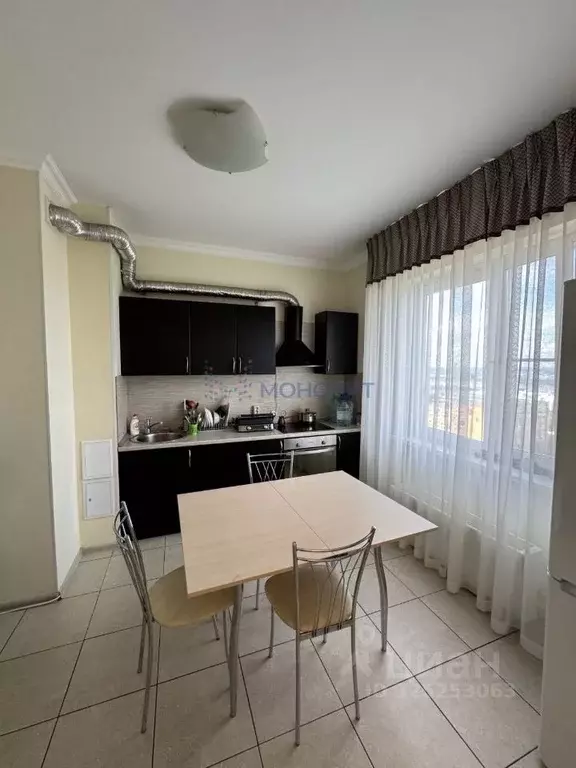 3-к кв. Нижегородская область, Нижний Новгород ул. Родионова, 27 (82.0 ... - Фото 1