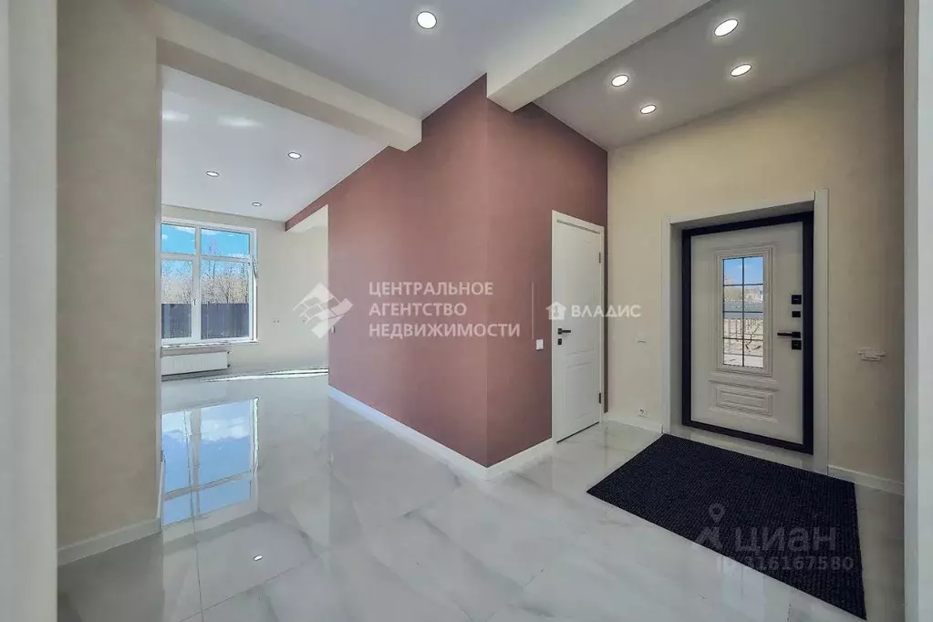 Дом в Рязанская область, Рязанский район, Варсковское с/пос, пос. ... - Фото 1