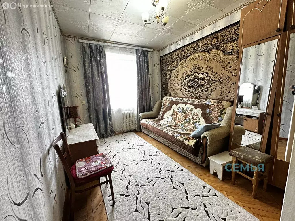 3-комнатная квартира: Владикавказ, улица Академика Шёгрена, 3 (69.3 м) - Фото 0