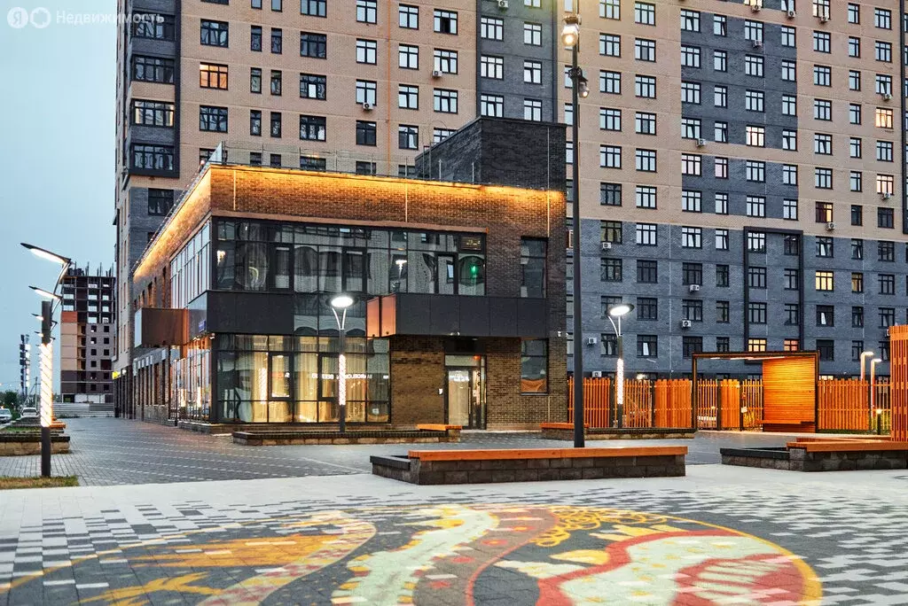 2-комнатная квартира: Тюмень, улица Ю.-Р.Г. Эрвье, 38 (85.4 м) - Фото 2