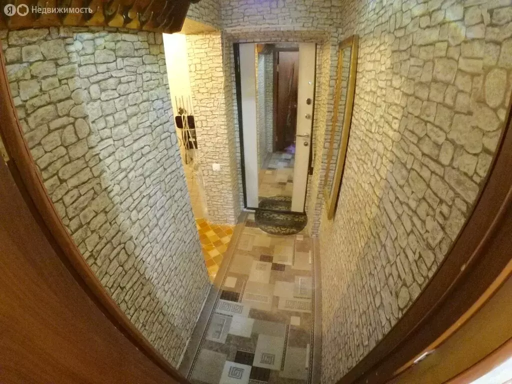 2-комнатная квартира: Петропавловск-Камчатский, Советская улица, 36 ... - Фото 1