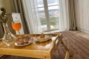 2-к кв. Краснодарский край, Геленджик ул. Халтурина, 30лит2 (65.0 м) - Фото 0