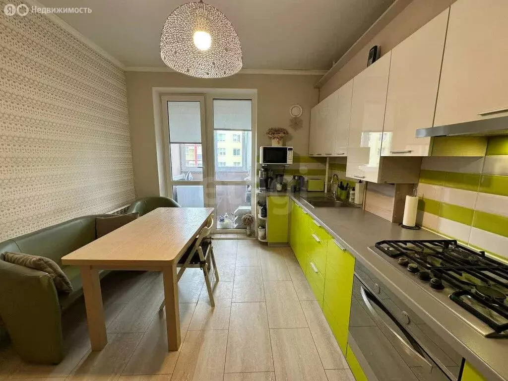 1-комнатная квартира: Калининград, улица Аксакова, 133 (43 м) - Фото 1