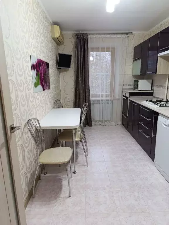 3-к кв. Ростовская область, Батайск ул. Герцена, 35 (64.0 м) - Фото 1