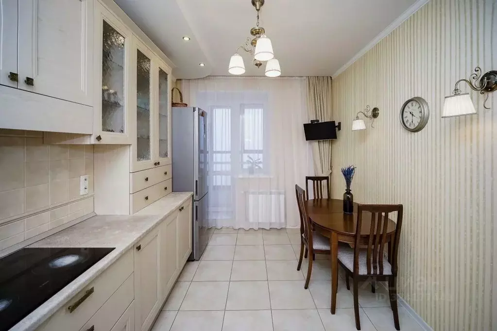 2-к кв. Омская область, Омск ул. Красный Путь, 105к2 (58.2 м) - Фото 1