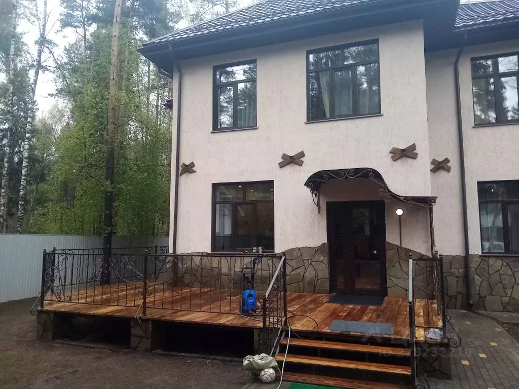 Коттедж в Московская область, Люберцы городской округ, Малаховка пгт ... - Фото 1