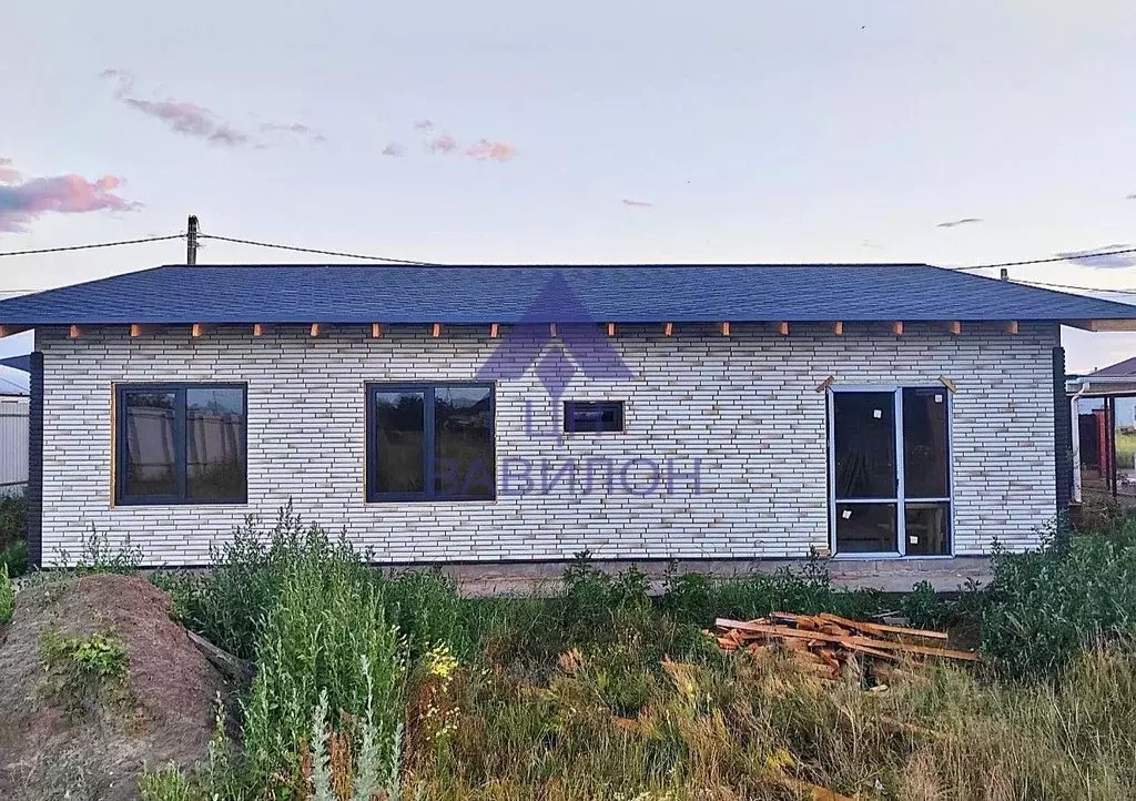 Дом в Ростовская область, Волгодонск ул. Химиков (100 м) - Фото 1