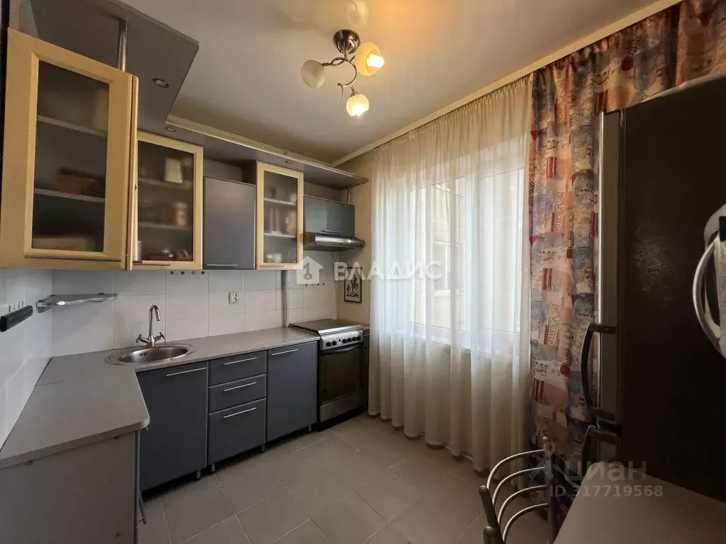 3-к кв. Белгородская область, Белгород ул. Королева, 20 (58.7 м) - Фото 0