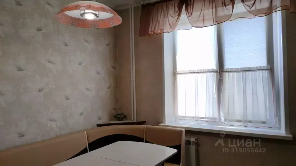 2-к кв. Томская область, Томск ул. Елизаровых, 70 (55.0 м) - Фото 0