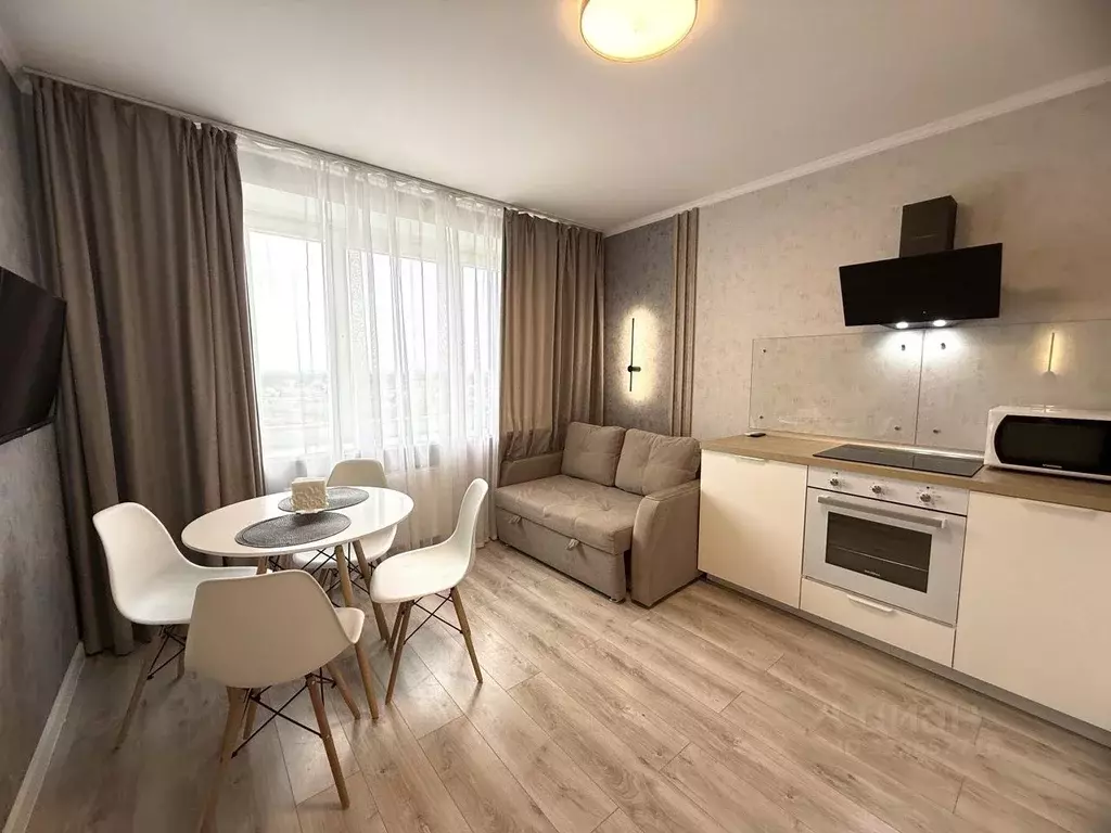 1-к кв. Тюменская область, Тюмень ул. Монтажников, 42 (40.0 м) - Фото 2