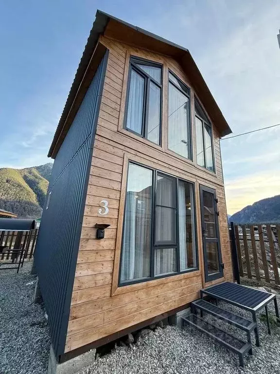 Дом в Карачаево-Черкесия, Теберда Карачаевский городской округ, ул. ... - Фото 1