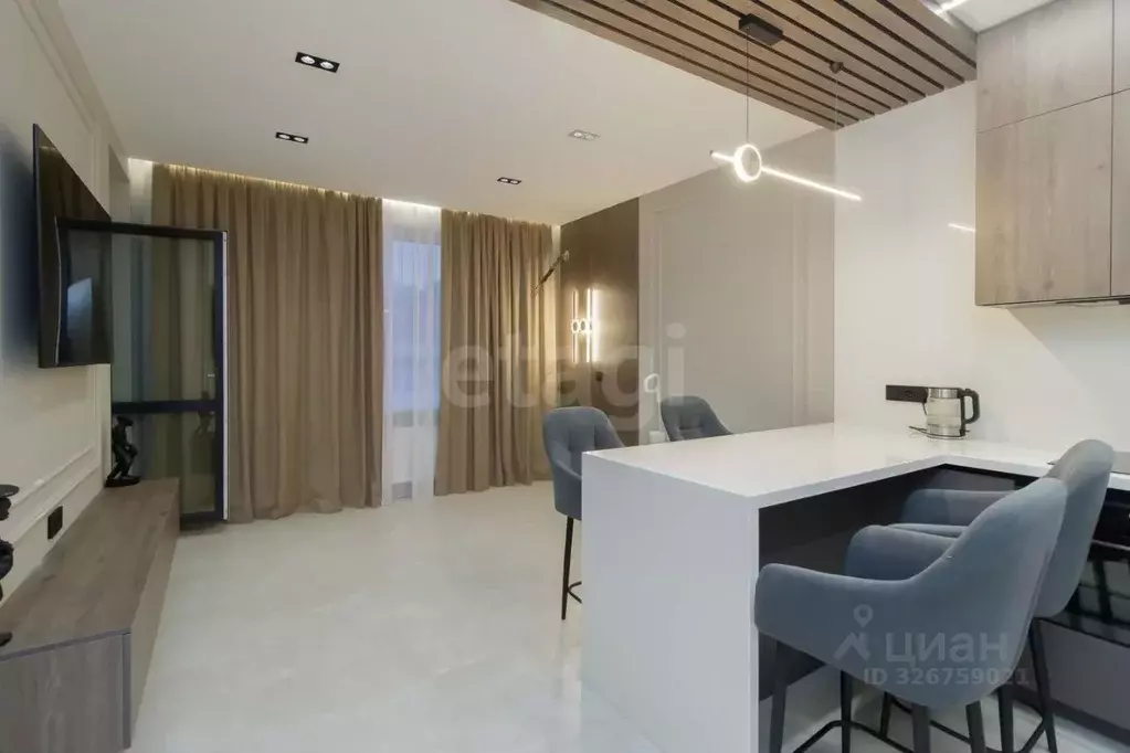 2-к кв. Тюменская область, Тюмень ул. Монтажников, 44 (66.8 м) - Фото 1