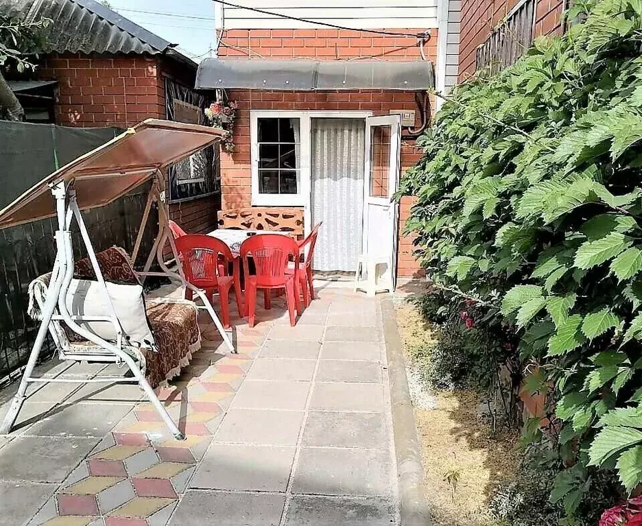 Дом в Краснодарский край, Темрюкский район, Голубицкое с/пос, ... - Фото 2