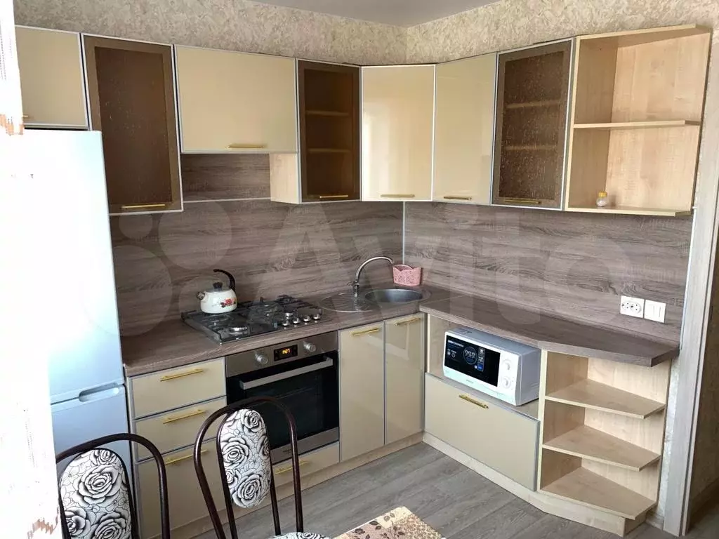 2-к. квартира, 50 м, 5/9 эт. - Фото 0