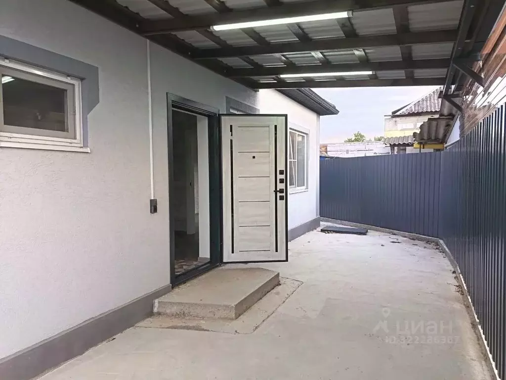 Дом в Краснодарский край, Крымск ул. Островского, 70 (58 м) - Фото 1