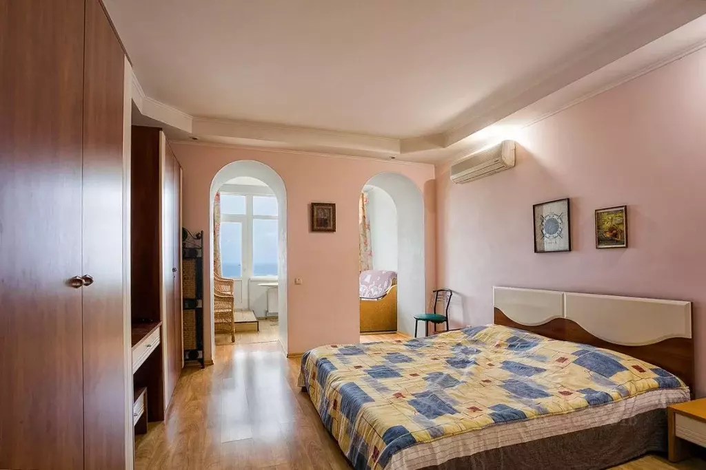 2-к кв. Крым, Ялта ул. Толстого, 10 (61.0 м) - Фото 1