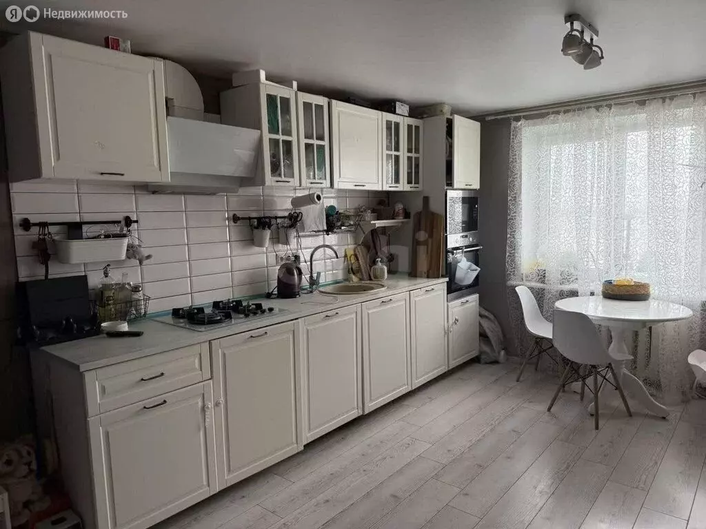 3-комнатная квартира: Курган, жилой район Заозёрный, 5-й микрорайон, 9 ... - Фото 2