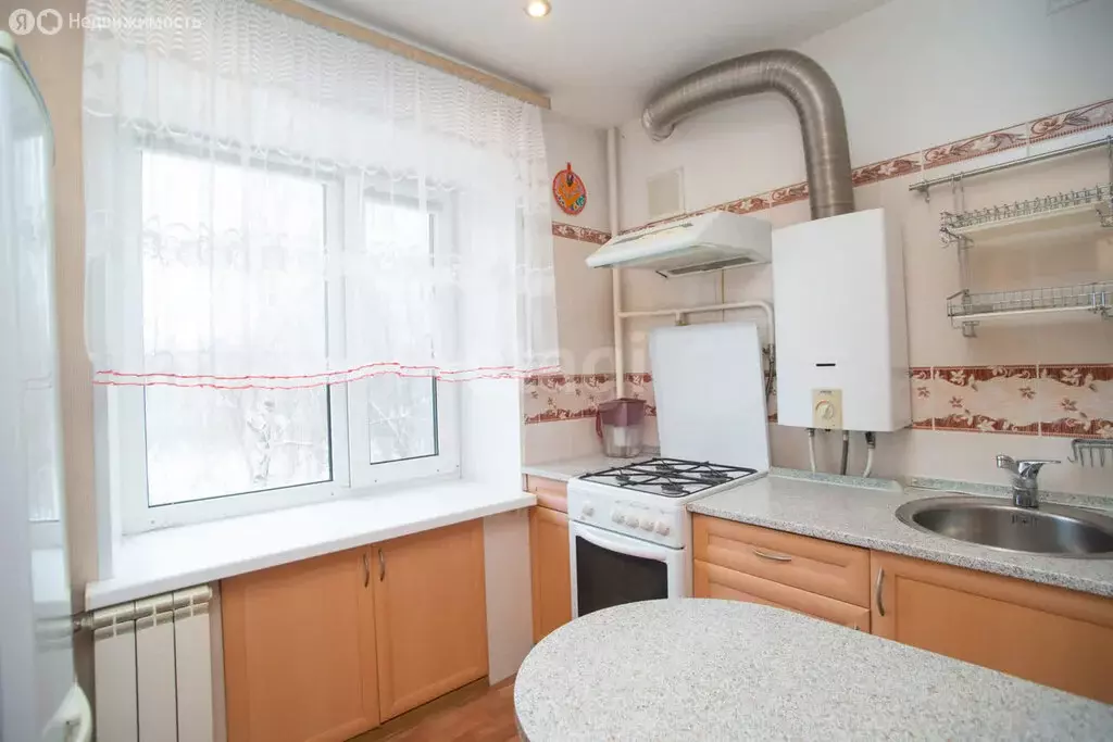 3-комнатная квартира: Ульяновск, Пионерская улица, 10 (57.9 м) - Фото 0