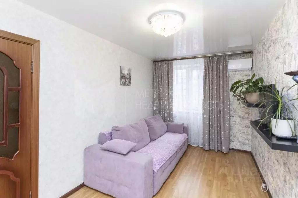 1-к кв. Тюменская область, Тюмень ул. Станислава Карнацевича, 7 (30.0 ... - Фото 1