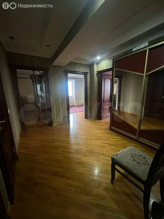 4-комнатная квартира: Махачкала, улица Батырмурзаева, 64 (152 м) - Фото 1