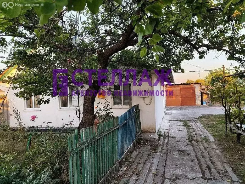 Дом в Яркое Поле, улица Калинина (40 м) - Фото 0