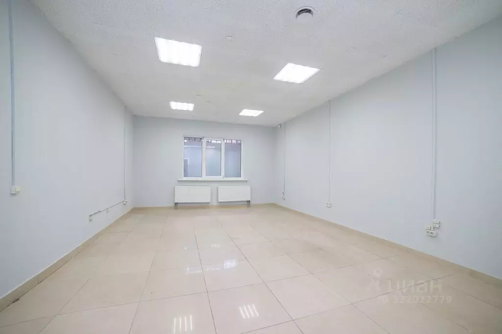 Офис в Свердловская область, Екатеринбург ул. Чапаева, 23 (11 м) - Фото 1